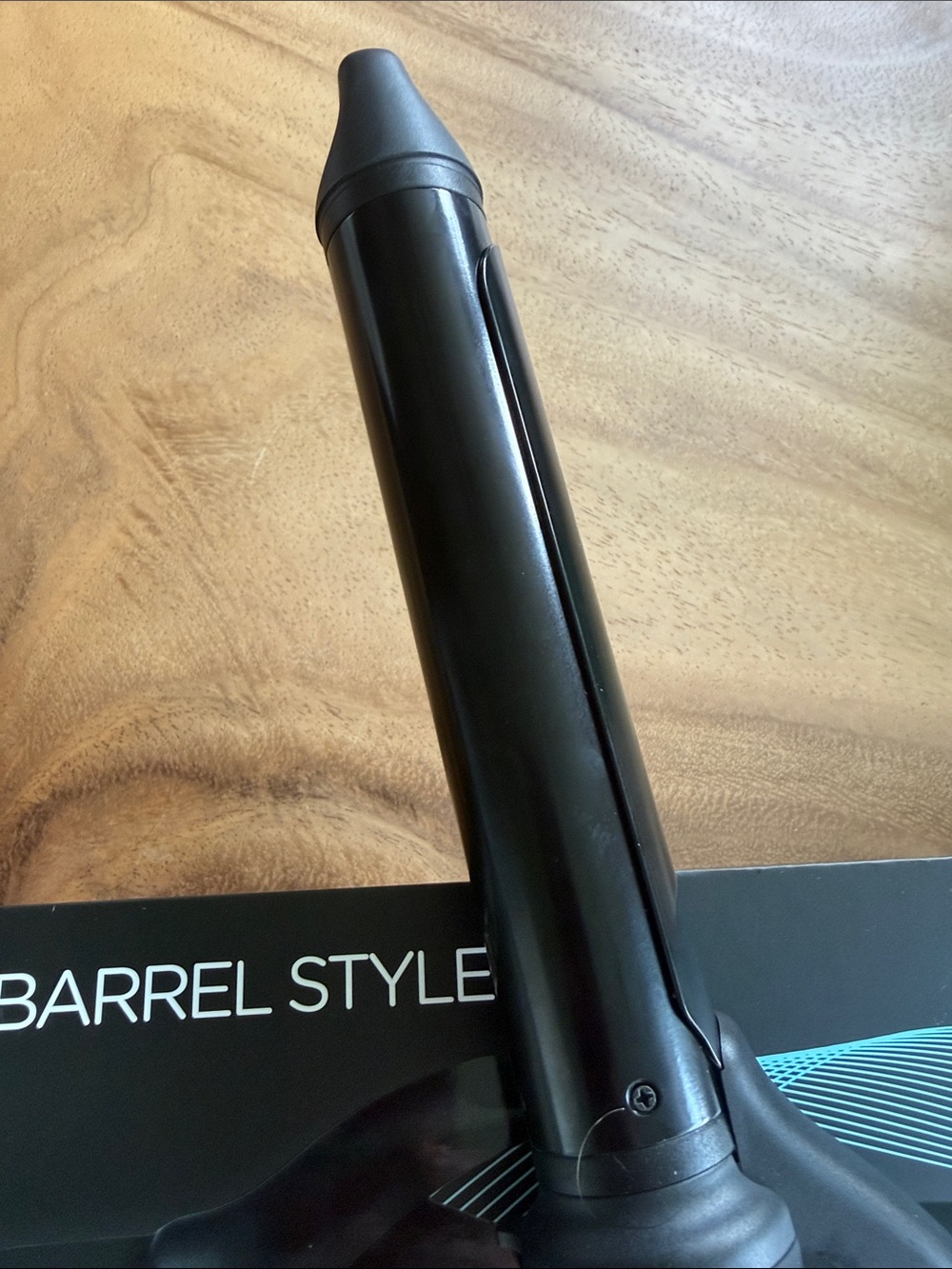 Bio Ionic 1.25" Pro Long Barrel Curling Iron - Black - Picture 5 of 5